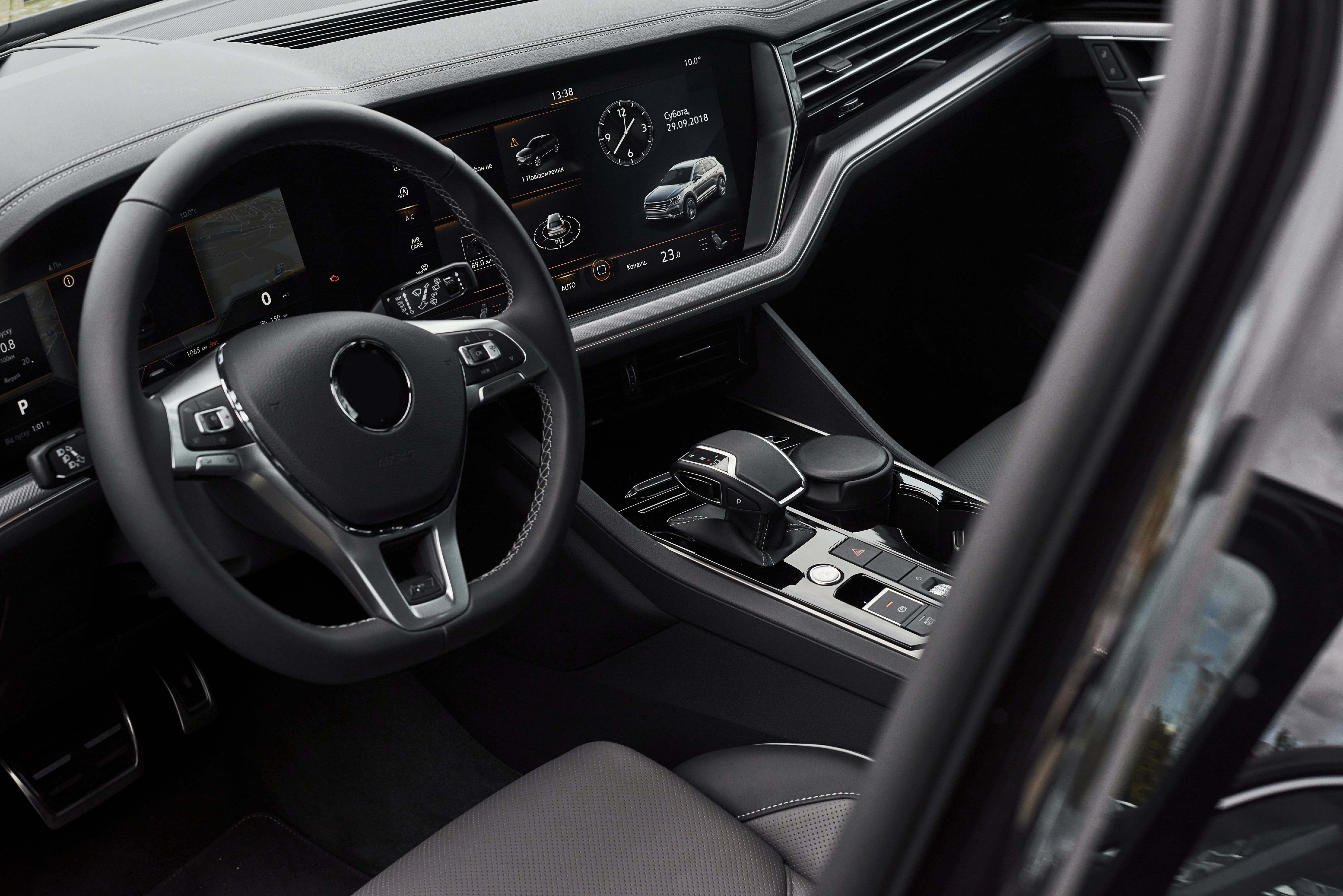 Imagen principal de Los 5 Accesorios de Coche Imprescindibles para este Año